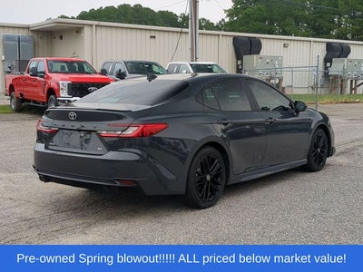 2025 Toyota Camry SE