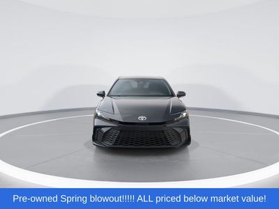 2025 Toyota Camry SE