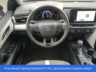 2025 Toyota Camry SE