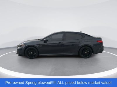 2025 Toyota Camry SE