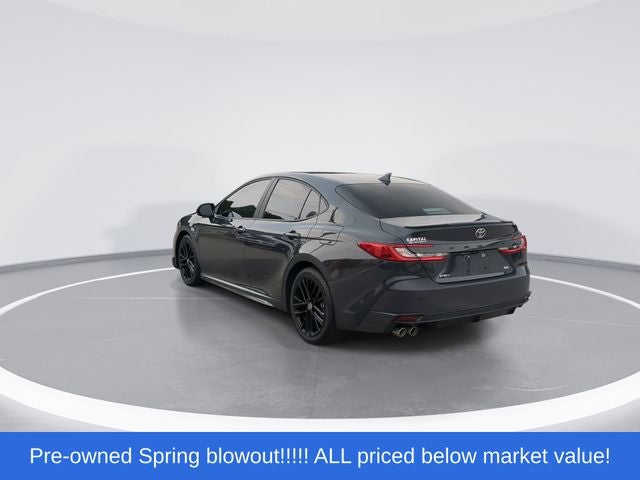 2025 Toyota Camry SE