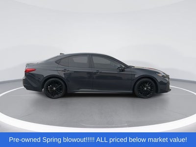 2025 Toyota Camry SE