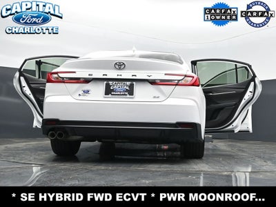 2025 Toyota Camry SE