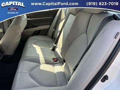 2023 Toyota Camry Hybrid XLE