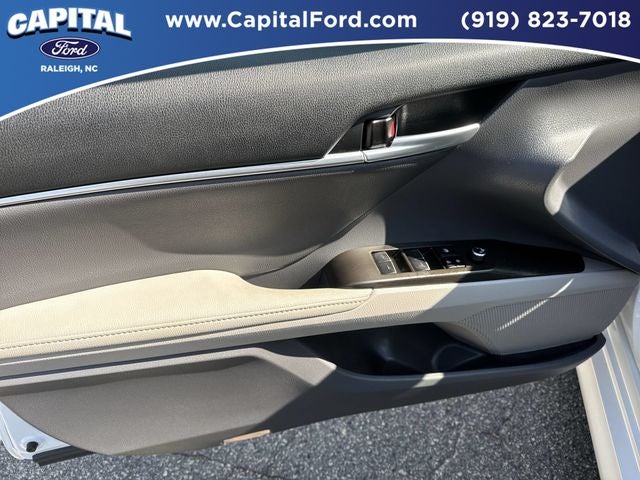 2023 Toyota Camry Hybrid XLE