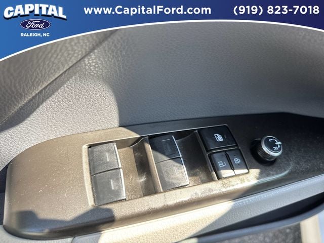 2023 Toyota Camry Hybrid XLE