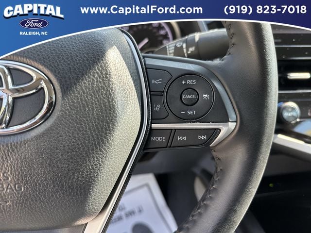 2023 Toyota Camry Hybrid XLE