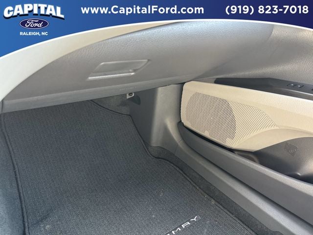 2023 Toyota Camry Hybrid XLE