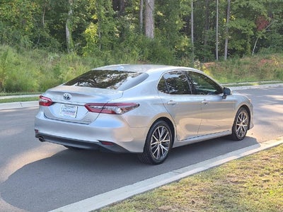 2024 Toyota Camry Hybrid XLE