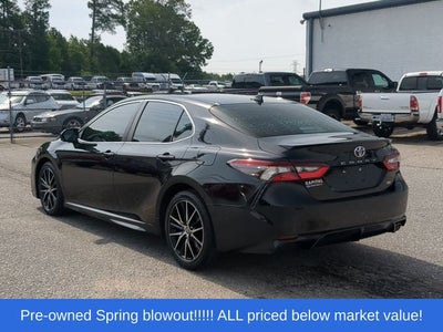 2022 Toyota Camry SE