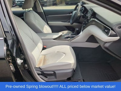 2022 Toyota Camry SE