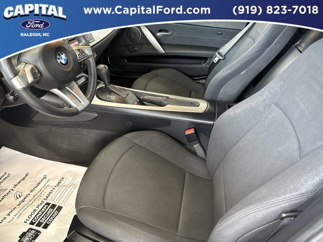 2005 BMW Z4 2.5i