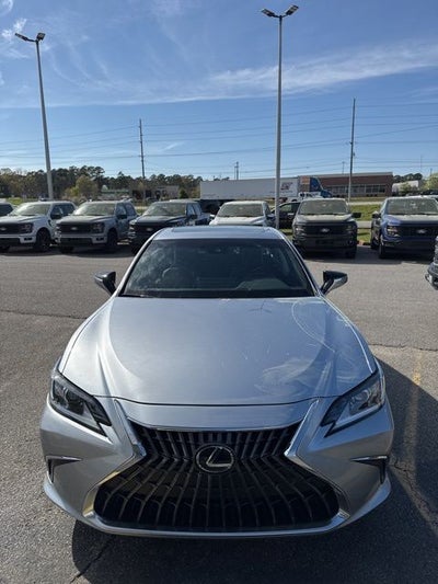 2024 Lexus ES 300h