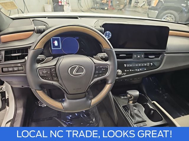 2024 Lexus ES 350 Ultra Luxury