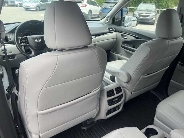 2020 Honda Pilot Touring 7 Passenger