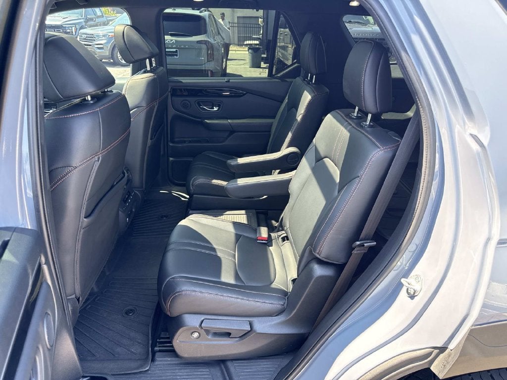 2023 Honda Pilot TrailSport