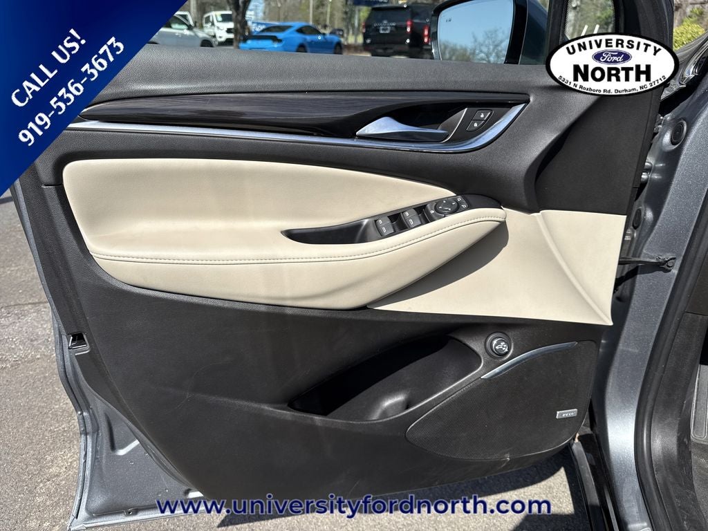 2021 Buick Enclave Essence