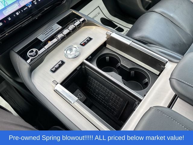 2025 Lincoln Navigator Reserve
