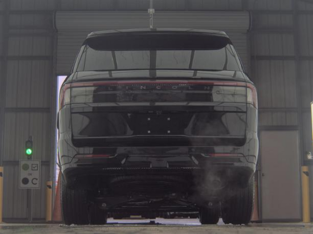 2025 Lincoln Navigator Reserve