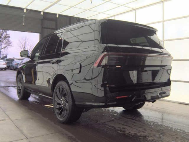 2025 Lincoln Navigator Reserve