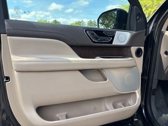 2022 Lincoln Navigator Reserve