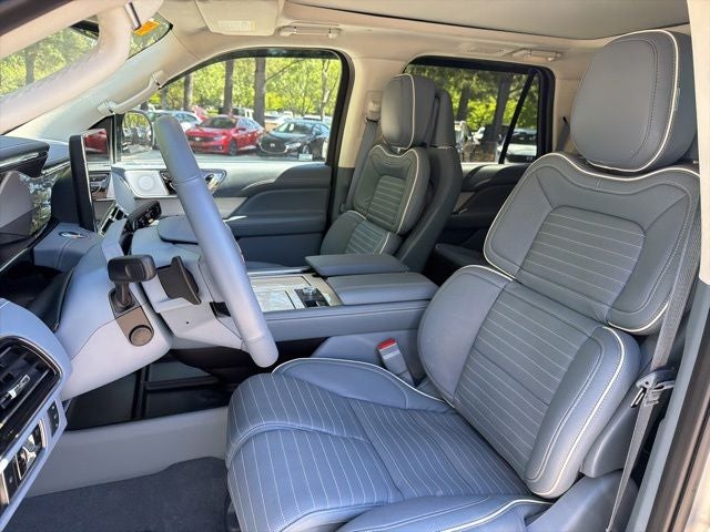 2024 Lincoln Navigator Black Label