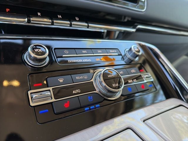 2024 Lincoln Navigator Black Label