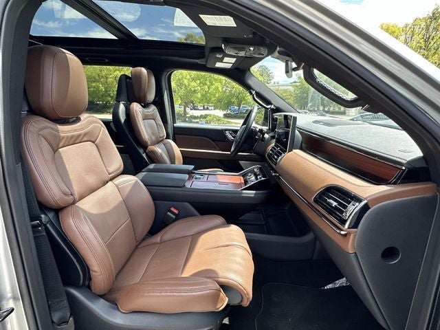2024 Lincoln Navigator L Reserve