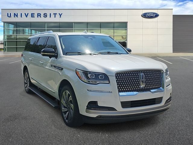 2022 Lincoln Navigator L Reserve