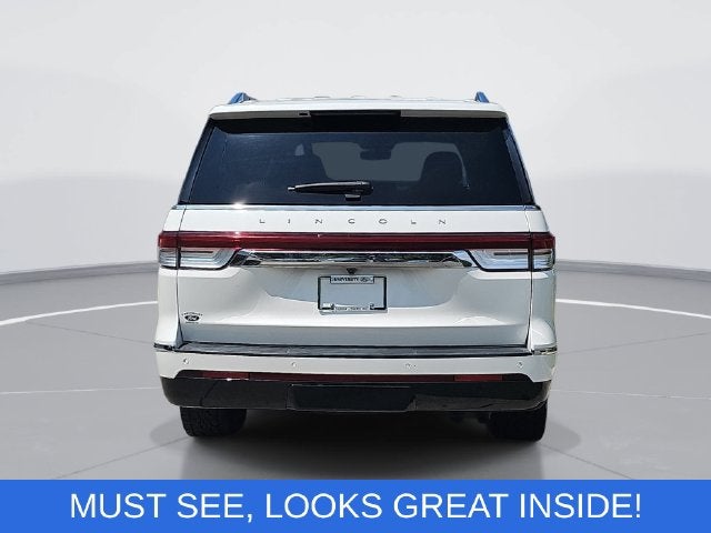 2022 Lincoln Navigator L Reserve