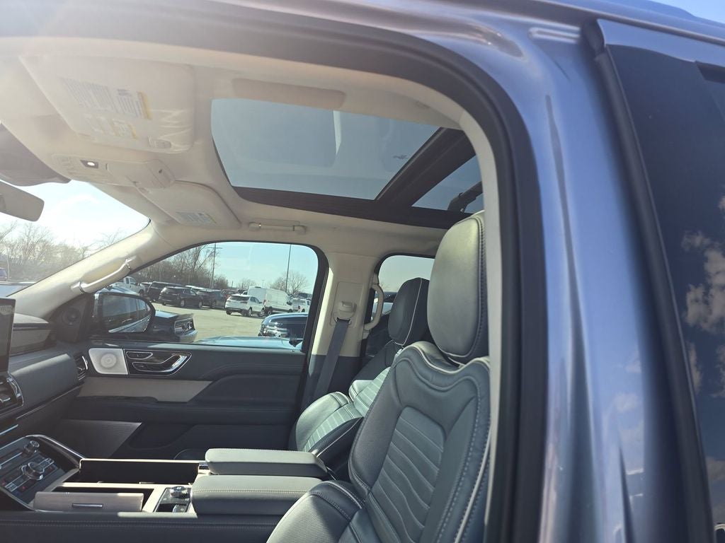 2023 Lincoln Navigator L Black Label