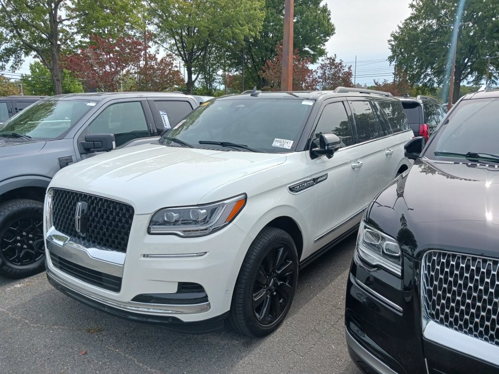 2024 Lincoln Navigator L Black Label