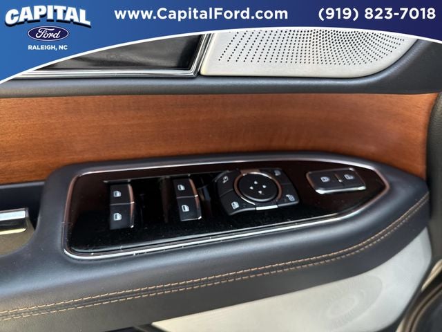 2024 Lincoln Navigator L Black Label