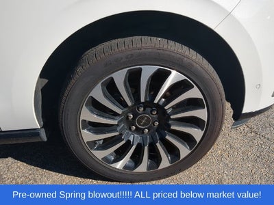 2022 Lincoln Navigator L Black Label