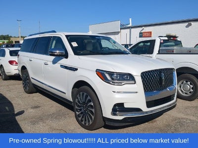 2022 Lincoln Navigator L Black Label