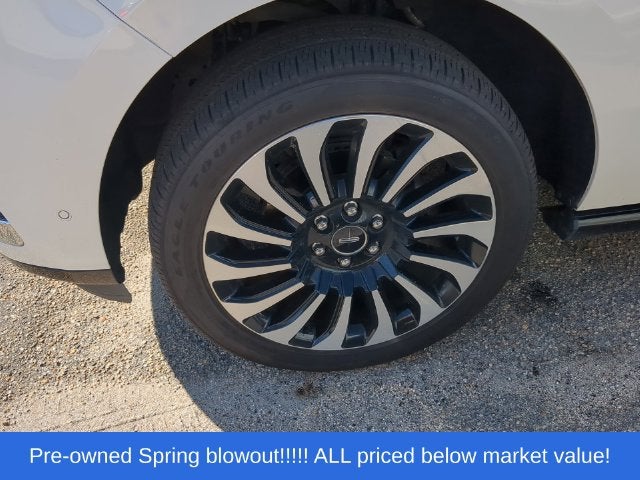 2022 Lincoln Navigator L Black Label