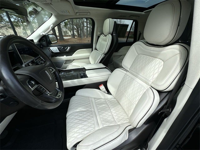 2022 Lincoln Navigator L L Black Label