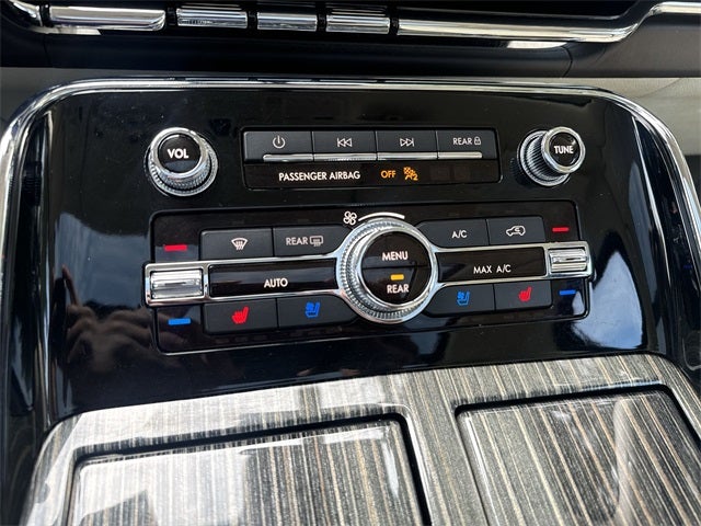 2022 Lincoln Navigator L L Black Label