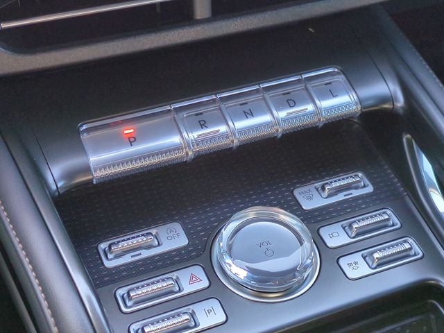 2024 Lincoln Nautilus Reserve