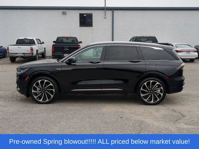 2024 Lincoln Nautilus Black Label