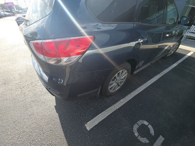 2015 Nissan Pathfinder S