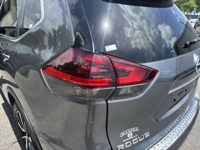 2020 Nissan Rogue SL
