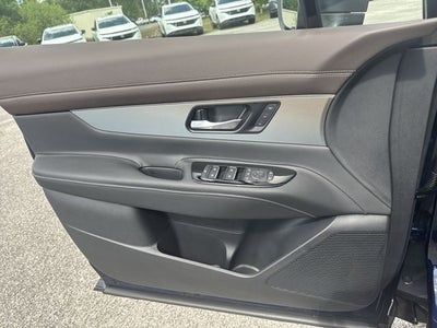 2025 Nissan Murano Platinum