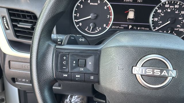 2025 Nissan Rogue S