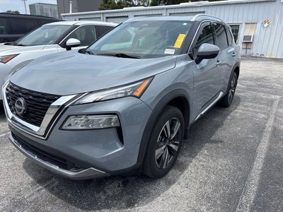 2022 Nissan Rogue SL