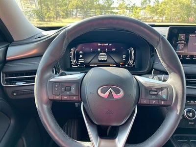 2023 INFINITI QX60 LUXE