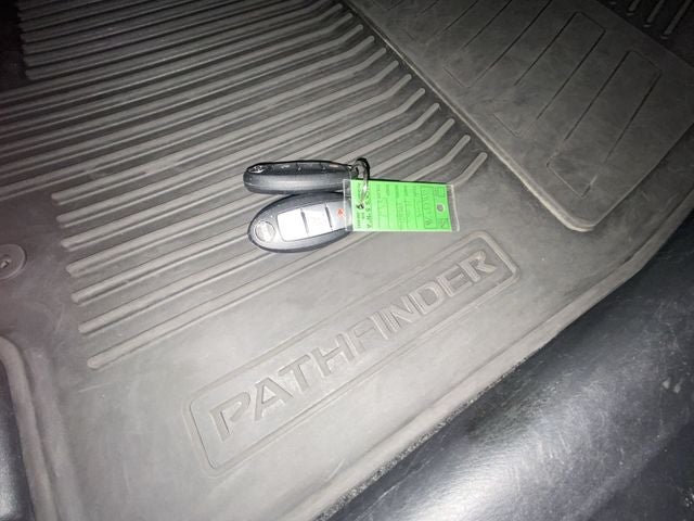 2019 Nissan Pathfinder S