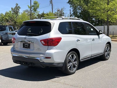 2018 Nissan Pathfinder Platinum