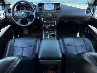 2018 Nissan Pathfinder Platinum