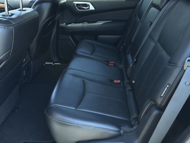 2018 Nissan Pathfinder Platinum